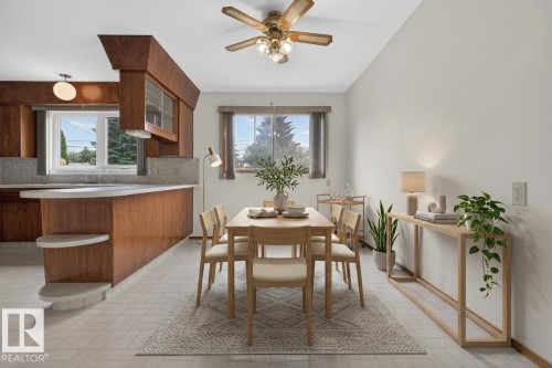 4132 113 Street Nw, Edmonton, AB - Indoor Photo Showing Dining Room