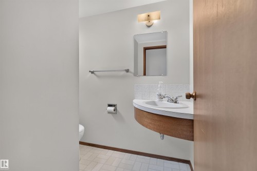 4132 113 Street Nw, Edmonton, AB - Indoor Photo Showing Bathroom