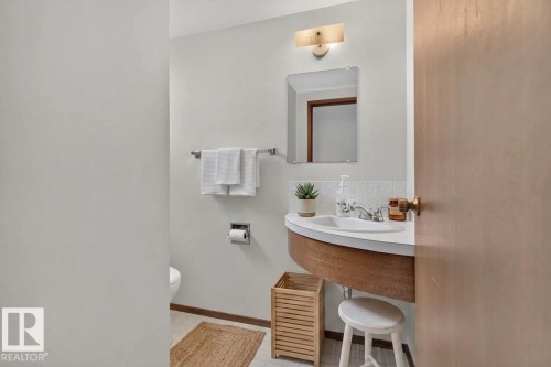 4132 113 Street Nw, Edmonton, AB - Indoor Photo Showing Bathroom