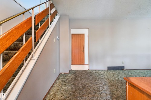 4132 113 Street Nw, Edmonton, AB - Indoor Photo Showing Other Room