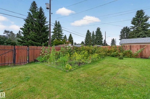 4132 113 Street Nw, Edmonton, AB - Outdoor