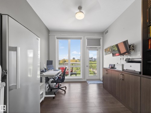 #403, 11710 87 Av Nw, Edmonton, AB - Indoor Photo Showing Office