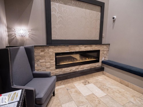 #403, 11710 87 Av Nw, Edmonton, AB - Indoor With Fireplace
