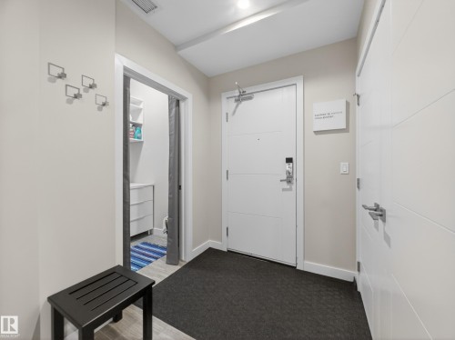 #403, 11710 87 Av Nw, Edmonton, AB - Indoor Photo Showing Other Room