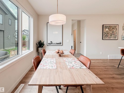 356 Jensen Lakes Boulevard, St. Albert, AB - Indoor Photo Showing Dining Room