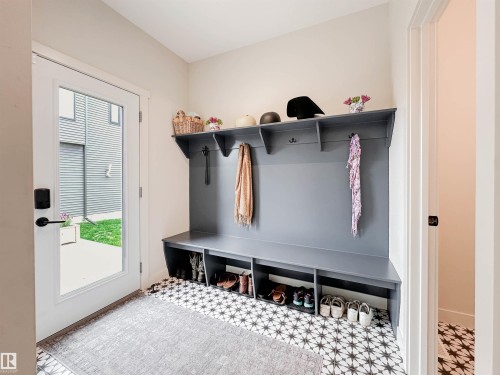 356 Jensen Lakes Boulevard, St. Albert, AB - Indoor