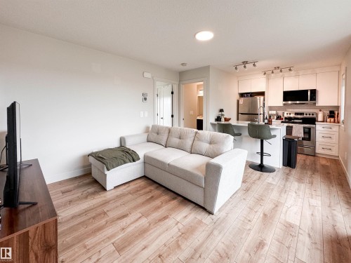 356 Jensen Lakes Boulevard, St. Albert, AB - Indoor