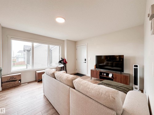 356 Jensen Lakes Boulevard, St. Albert, AB - Indoor Photo Showing Living Room