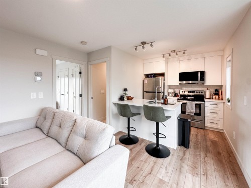 356 Jensen Lakes Boulevard, St. Albert, AB - Indoor