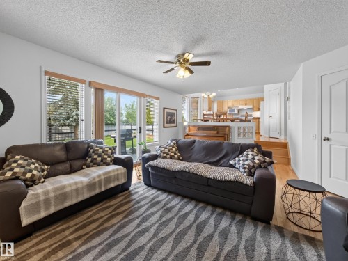 1404 Falconer Road Nw, Edmonton, AB - Indoor Photo Showing Living Room