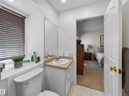 1404 Falconer Road Nw, Edmonton, AB - Indoor Photo Showing Bathroom
