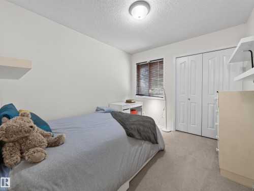 1404 Falconer Road Nw, Edmonton, AB - Indoor Photo Showing Bedroom