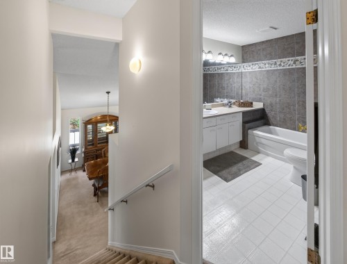 1404 Falconer Road Nw, Edmonton, AB - Indoor Photo Showing Bathroom