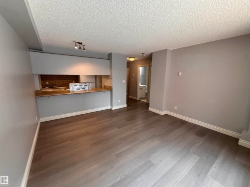 #203 12831 66 St Nw, Edmonton, AB - Indoor Photo Showing Other Room