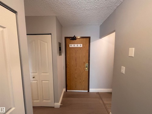 #203 12831 66 St Nw, Edmonton, AB - Indoor Photo Showing Other Room