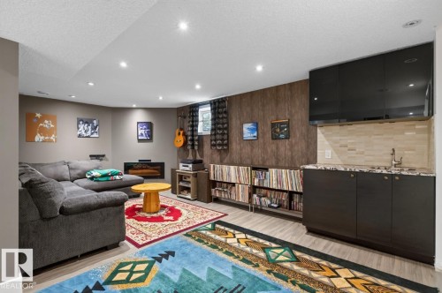 392 Lee Ridge Road Nw, Edmonton, AB 