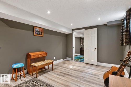 392 Lee Ridge Road Nw, Edmonton, AB 