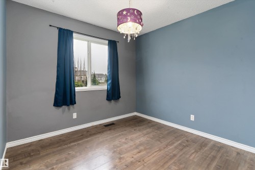 7847 7 Avenue Sw, Edmonton, AB - Indoor Photo Showing Other Room