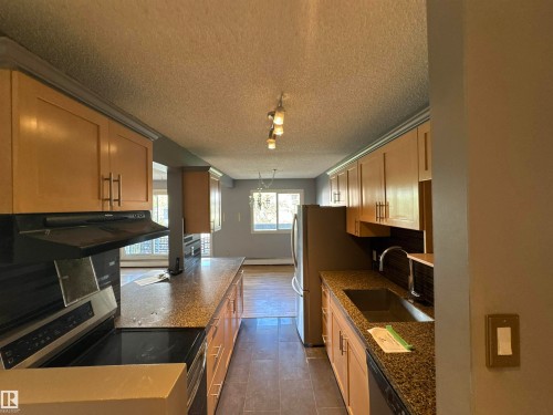 #425 11217 103 Av Nw, Edmonton, AB 