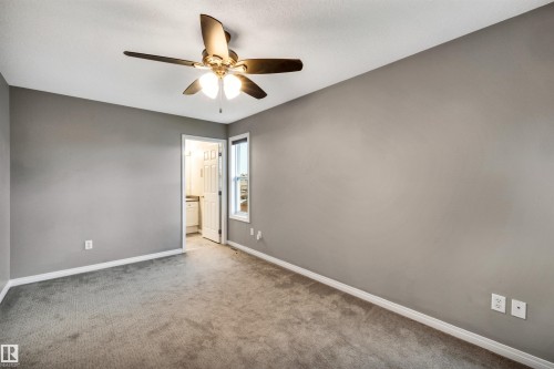 21243 91 Avenue Nw, Edmonton, AB - Indoor Photo Showing Other Room