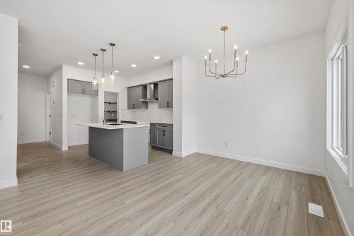 921 19 Avenue Nw, Edmonton, AB 
