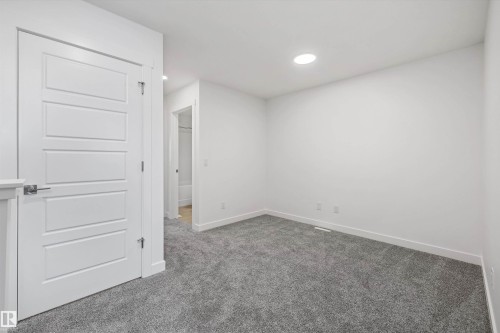 921 19 Avenue Nw, Edmonton, AB 