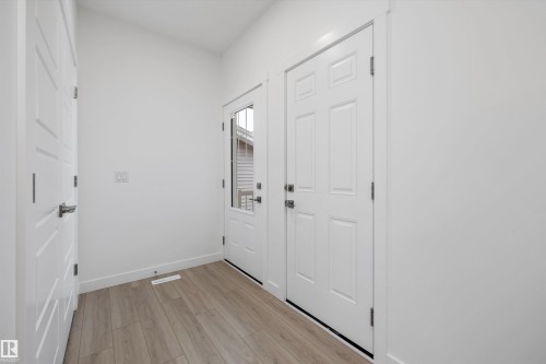 921 19 Avenue Nw, Edmonton, AB 