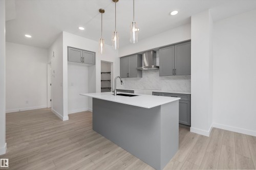 921 19 Avenue Nw, Edmonton, AB 