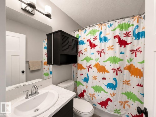 187 Radcliffe Wynd, Fort Saskatchewan, AB - Indoor Photo Showing Bathroom