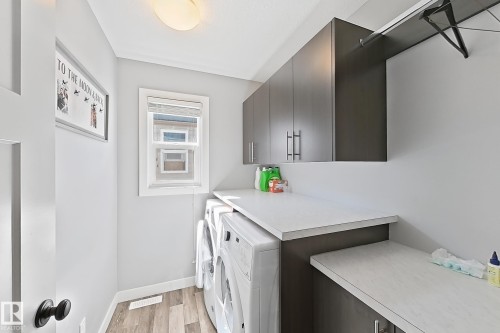 187 Radcliffe Wynd, Fort Saskatchewan, AB - Indoor Photo Showing Laundry Room