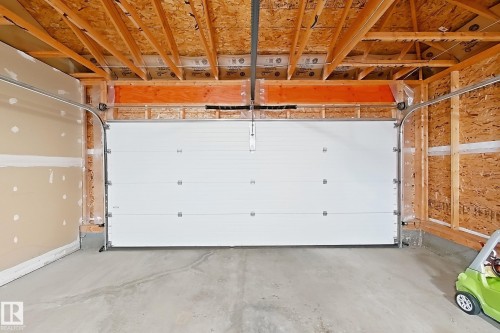 187 Radcliffe Wynd, Fort Saskatchewan, AB - Indoor Photo Showing Garage
