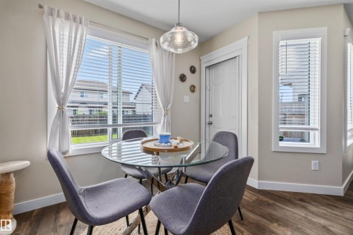 70 Woodbridge Link, Fort Saskatchewan, AB - Indoor Photo Showing Dining Room