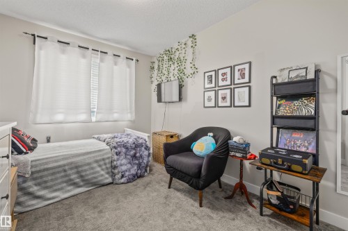 70 Woodbridge Link, Fort Saskatchewan, AB - Indoor Photo Showing Bedroom