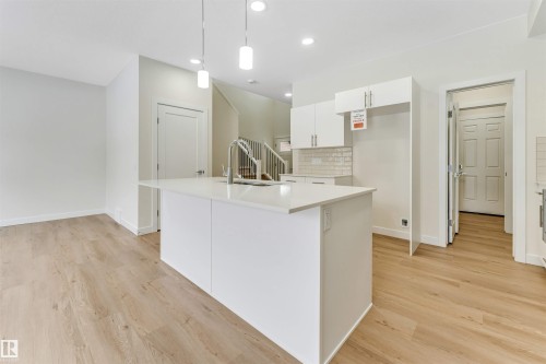 91 Dansereau Way, Beaumont, AB - Indoor Photo Showing Kitchen