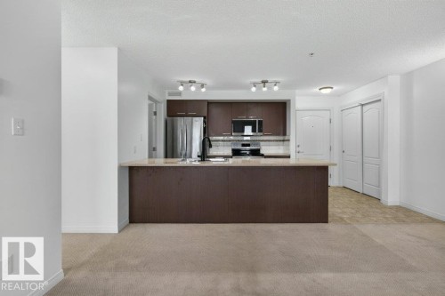 #2309 7343 South Terwillegar Dr Nw, Edmonton, AB - Indoor Photo Showing Kitchen