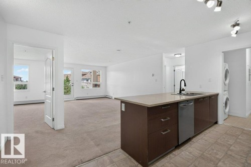 #2309 7343 South Terwillegar Dr Nw, Edmonton, AB - Indoor Photo Showing Kitchen