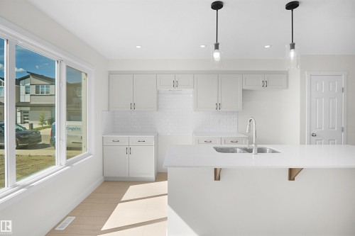 1004 14 Avenue Nw, Edmonton, AB 