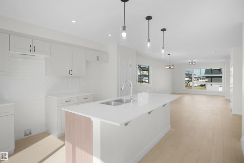 1004 14 Avenue Nw, Edmonton, AB 