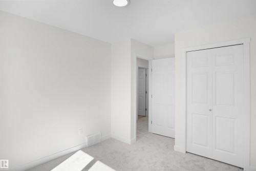 1004 14 Avenue Nw, Edmonton, AB 