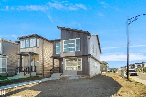 1004 14 Avenue Nw, Edmonton, AB 