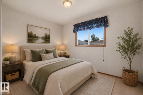 13303 Delwood Road Nw, Edmonton, AB - Indoor Photo Showing Bedroom