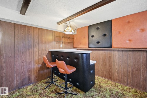 13303 Delwood Road Nw, Edmonton, AB - Indoor Photo Showing Other Room