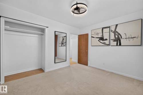 6261 112A Street Nw, Edmonton, AB - Indoor Photo Showing Other Room