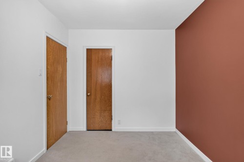 6261 112A Street Nw, Edmonton, AB - Indoor Photo Showing Other Room