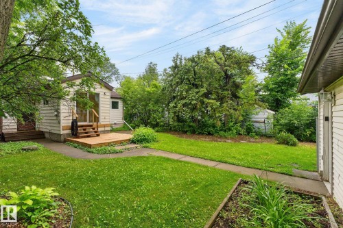 6261 112A Street Nw, Edmonton, AB - Outdoor