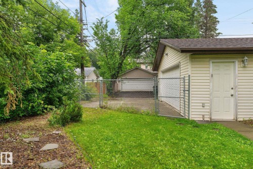 6261 112A Street Nw, Edmonton, AB - Outdoor