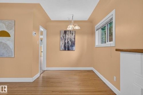 6261 112A Street Nw, Edmonton, AB - Indoor Photo Showing Other Room