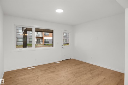 #88 1430 Aster Wy Nw, Edmonton, AB - Indoor Photo Showing Other Room