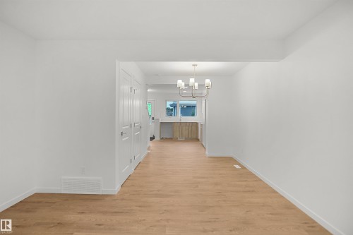 #88 1430 Aster Wy Nw, Edmonton, AB - Indoor Photo Showing Other Room