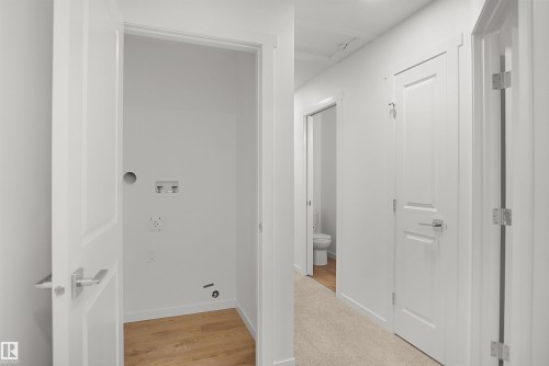 #88 1430 Aster Wy Nw, Edmonton, AB - Indoor Photo Showing Other Room